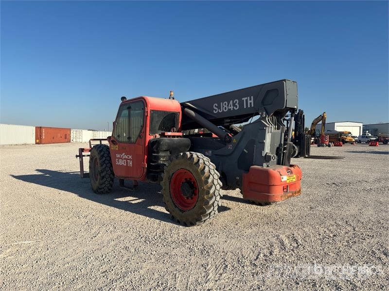 SkyJack SJ843TH Telehandler Verreikers
