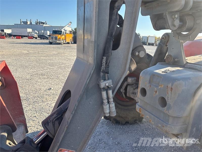 SkyJack SJ843TH Telehandler Verreikers