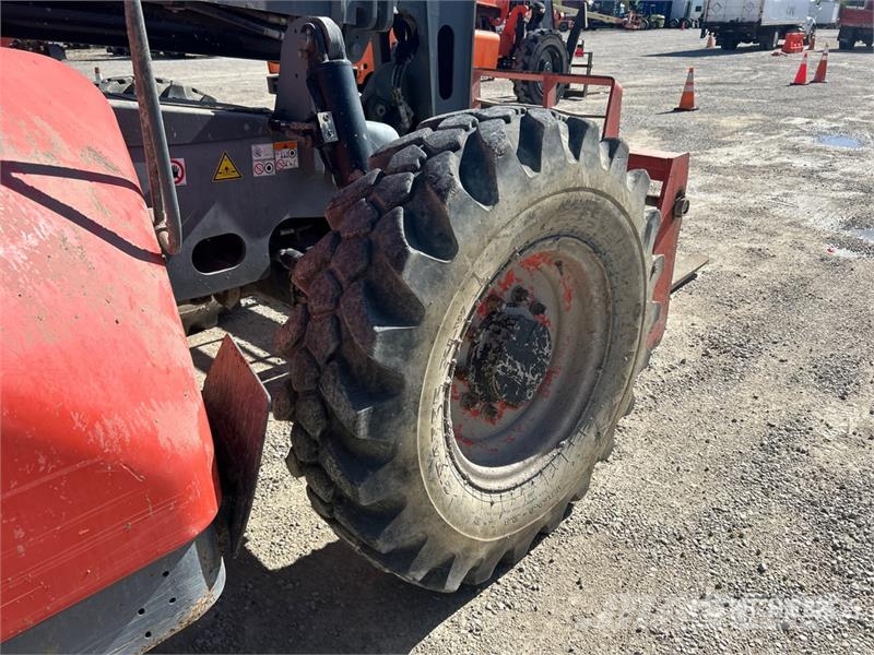 SkyJack SJ843TH Telehandler Teleskooplaadurid