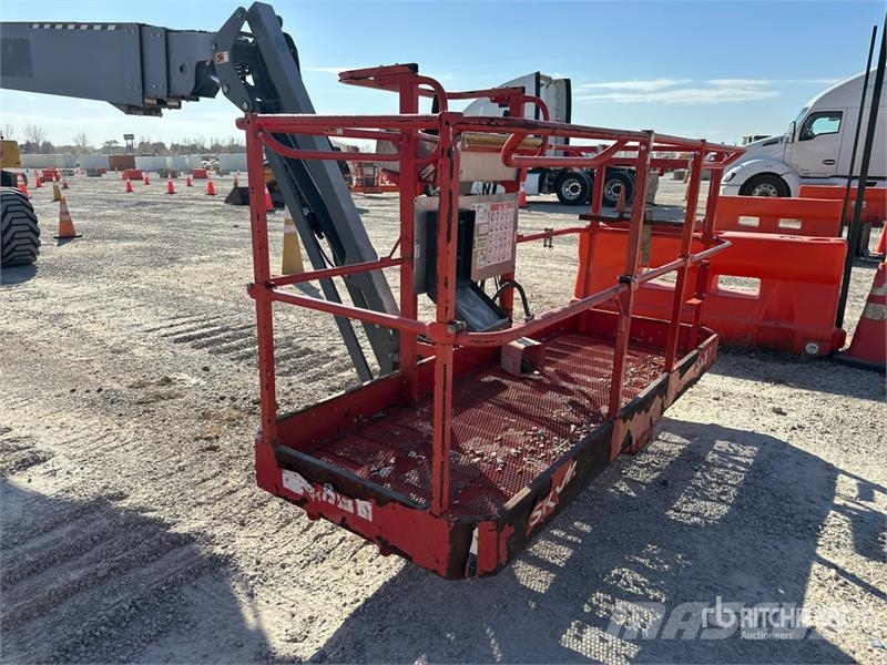 SkyJack SJ86T 4WD Diesel Telescopic Boom Lift رافعات سلة تلسكوبية