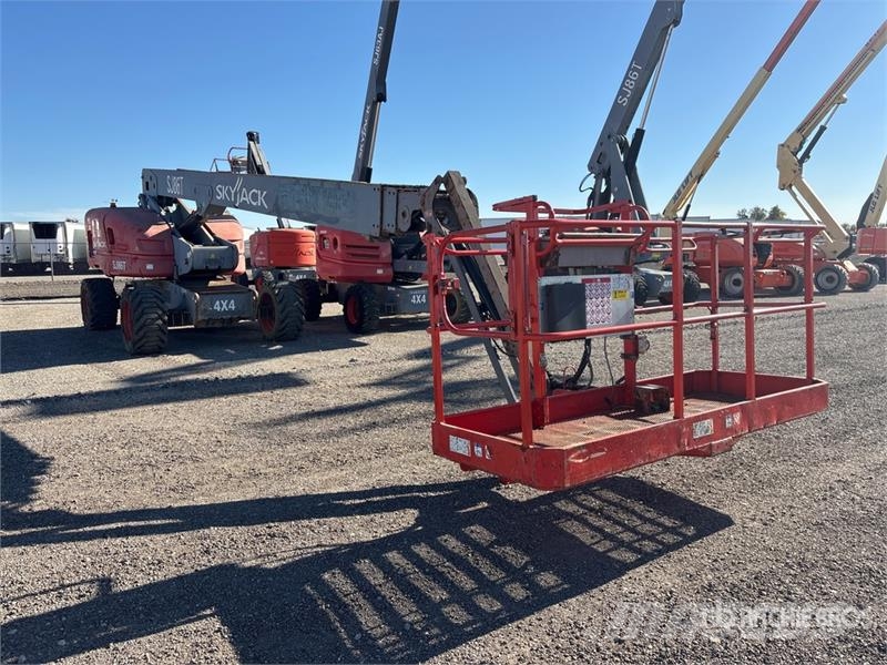 SkyJack SJ86T 4WD Diesel Telescopic Boom Lift Podnośniki teleskopowe