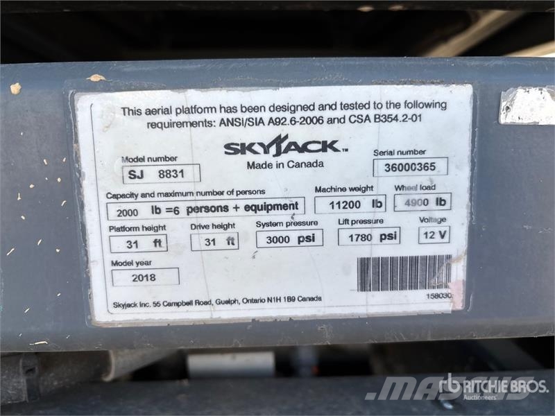 SkyJack SJ8831 Scissor lifts