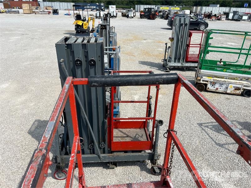 SkyJack SJIII-3219 Electric Scissor Lift Scissor lifts