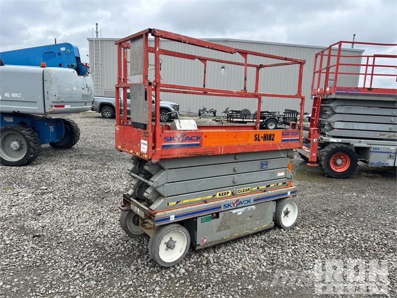 SkyJack SJIII 3226 Electric Scissor Lift 剪式升降機