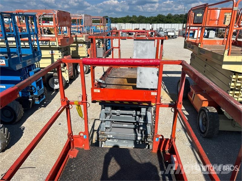 SkyJack SJIII-4626 Electric Scissor Lift Scissor lifts