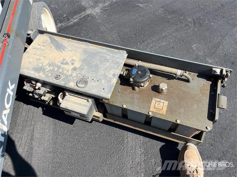 SkyJack SJIII 4632 Electric Scissor Lift Platforme foarfeca