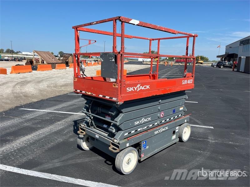 SkyJack SJIII 4632 Electric Scissor Lift Platforme foarfeca
