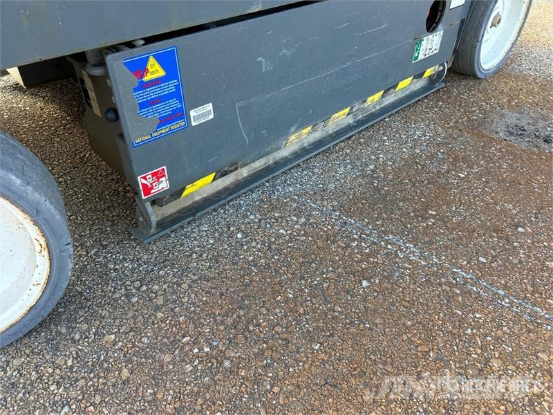 SkyJack SJIII 4632 Electric Scissor Lift Platforme foarfeca