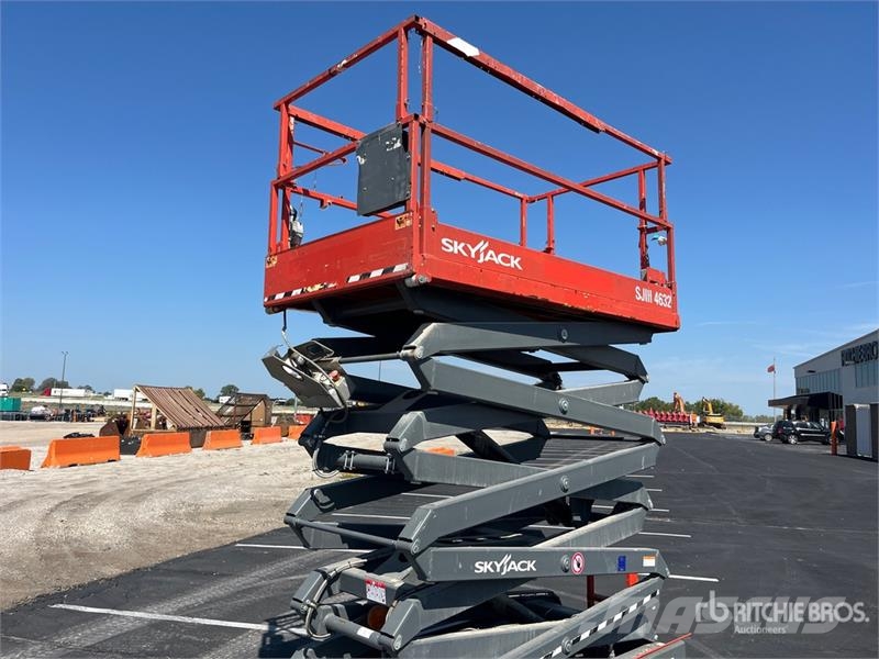 SkyJack SJIII 4632 Electric Scissor Lift Platforme foarfeca