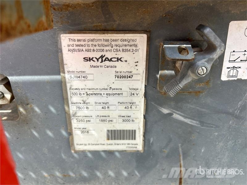 SkyJack SJIII 4740 Electric Scissor Lift Scissor lifts