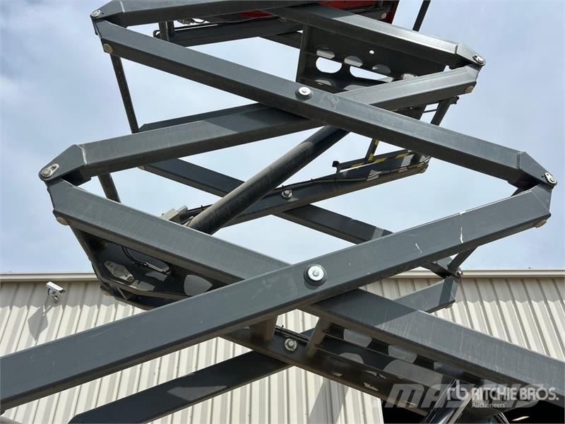 SkyJack SJIII 4740 Electric Scissor Lift Scissor lifts