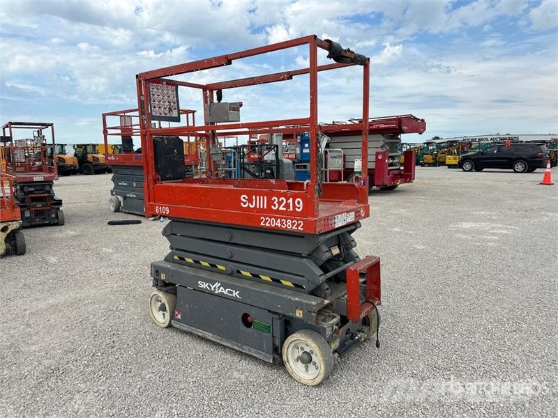 SkyJack SJIII3219 Ανυψωτήρες ψαλιδωτής άρθρωσης