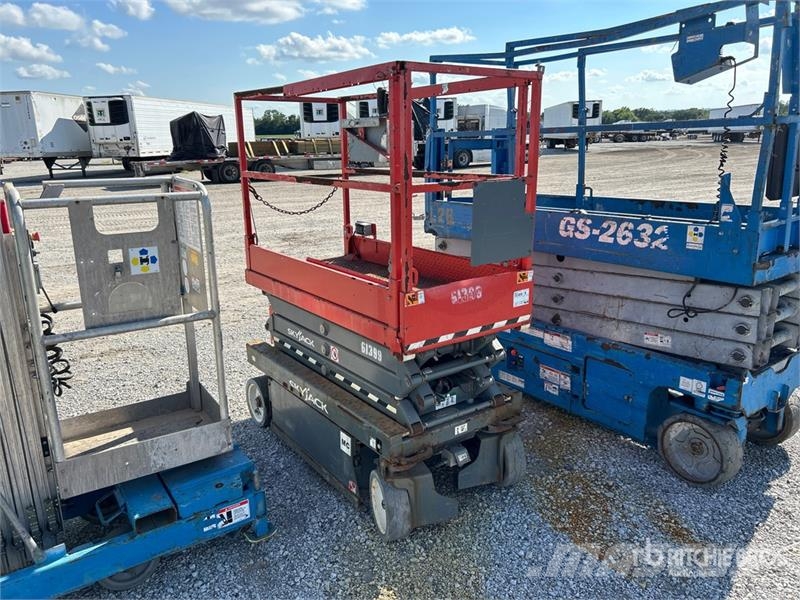 SkyJack SJIII3219 Electric Scissor Lift (Inoperable) Scissor lifts