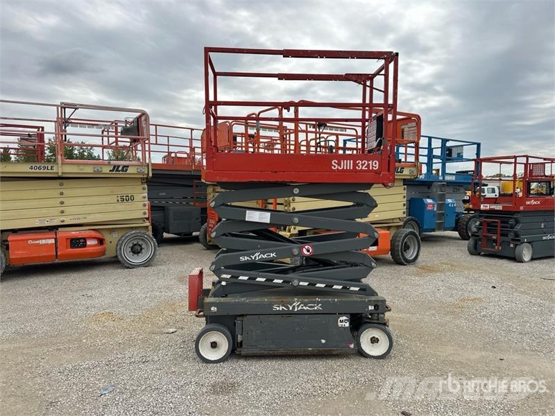 SkyJack SJIII3219 Electric Scissor Lift Elevadores de tesoura
