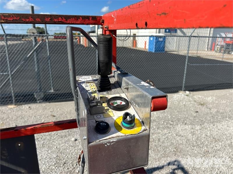 SkyJack SJIII3219 Electric Scissor Lift (Inoperable) Scissor lifts