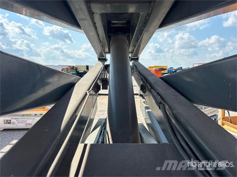 SkyJack SJIII3226 Scissor lifts