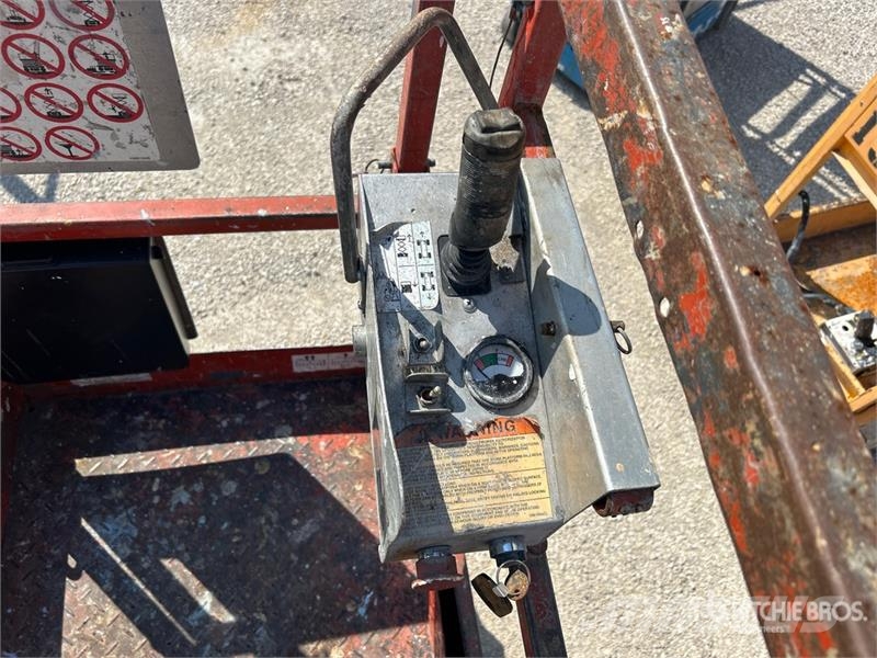 SkyJack SJIII3226 Scissor lifts
