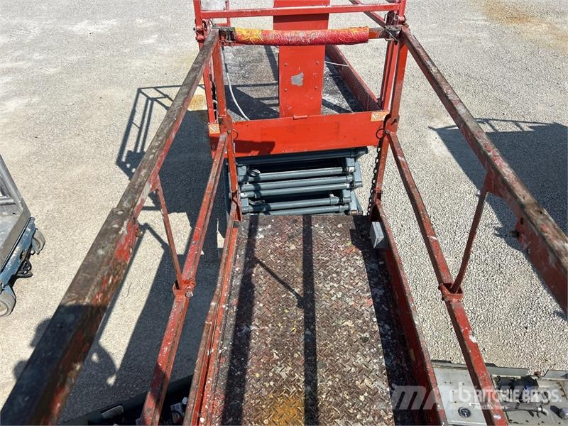 SkyJack SJIII3226 Scissor lifts