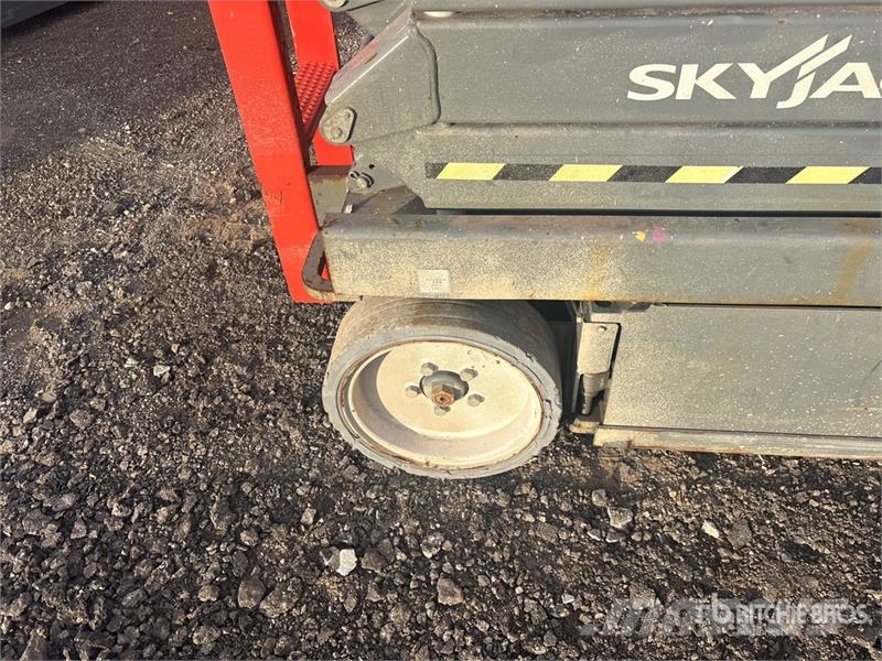 SkyJack SJIII3226 Electric Scissor Lift 剪式升降機