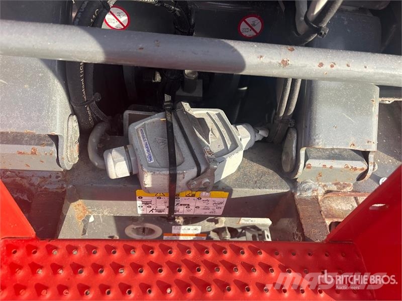 SkyJack SJIII3226 Electric Scissor Lift 剪式升降機