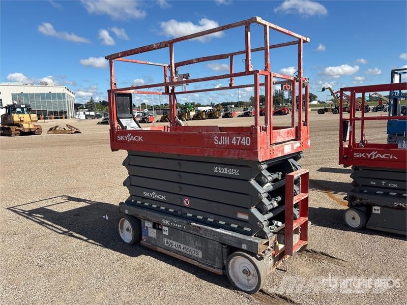SkyJack SJIII4740 Electric Scissor Lift Scheren-Arbeitsbühnen