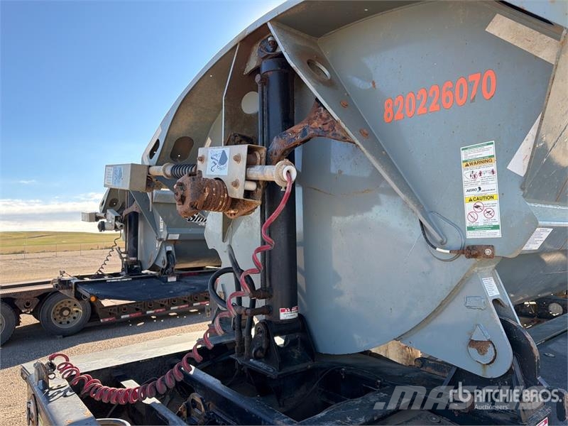 SmithCo Sx4-49-36 36 ft Quad/A Side Dump Trailer Sora- ja kippiperävaunut