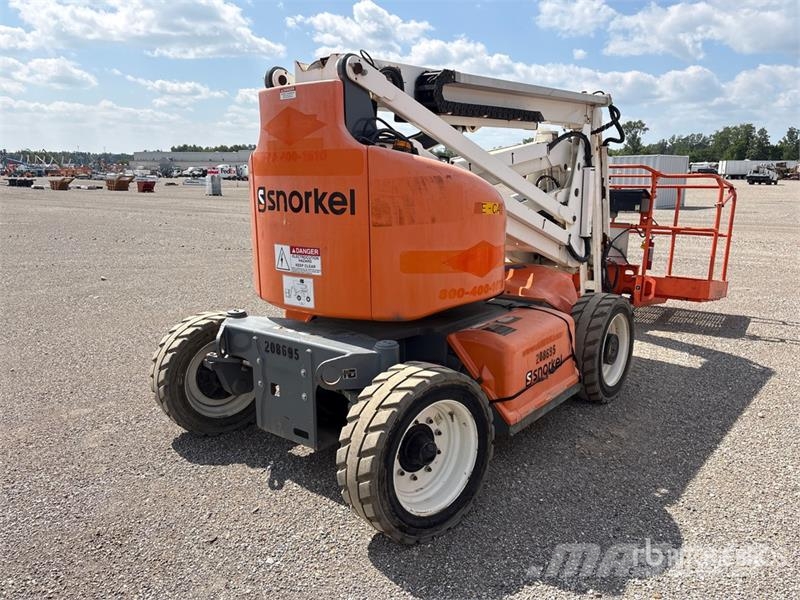 Snorkel A46JE 2WD Electric Articulating Boom Lift Plataformas con brazo de elevación manual