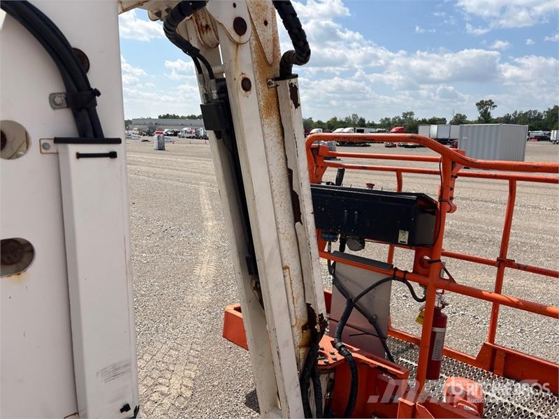 Snorkel A46JE 2WD Electric Articulating Boom Lift Plataformas con brazo de elevación manual