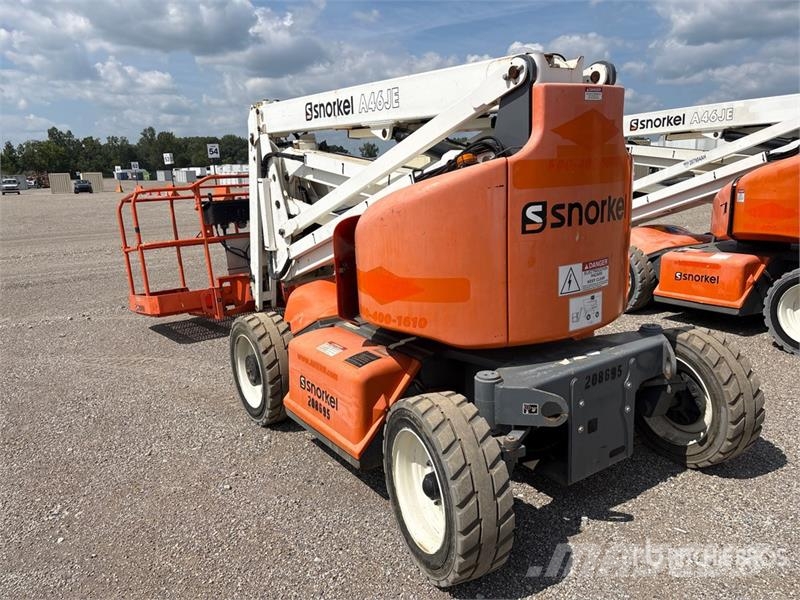 Snorkel A46JE 2WD Electric Articulating Boom Lift Plataformas con brazo de elevación manual