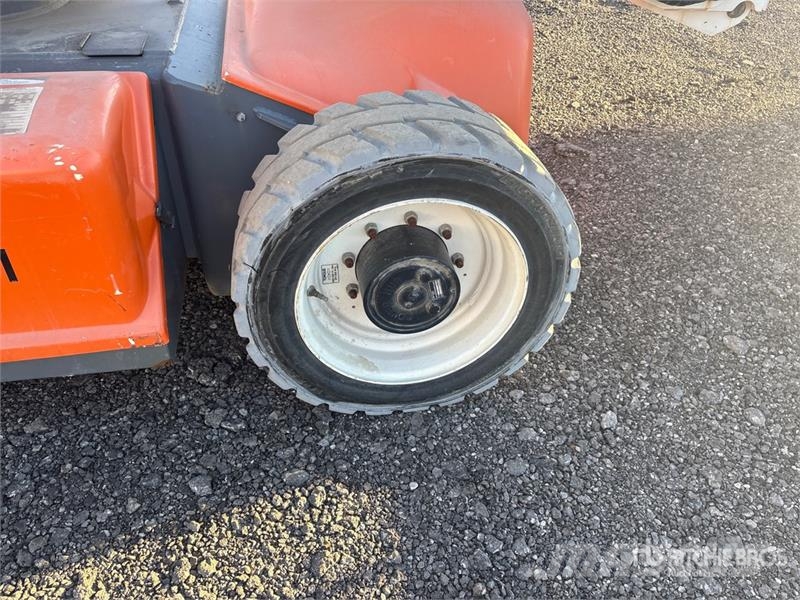 Snorkel A46JE 2WD Electric Articulating Boom Lift Articulated boom lifts