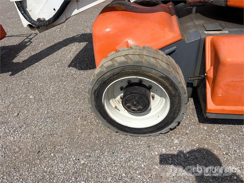 Snorkel A46JE 2WD Electric Articulating Boom Lift Plataformas con brazo de elevación manual