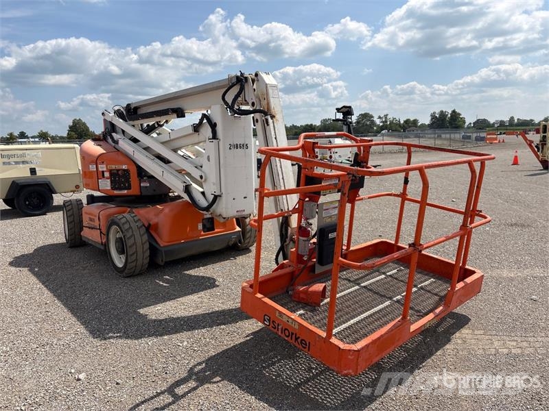 Snorkel A46JE 2WD Electric Articulating Boom Lift Plataformas con brazo de elevación manual
