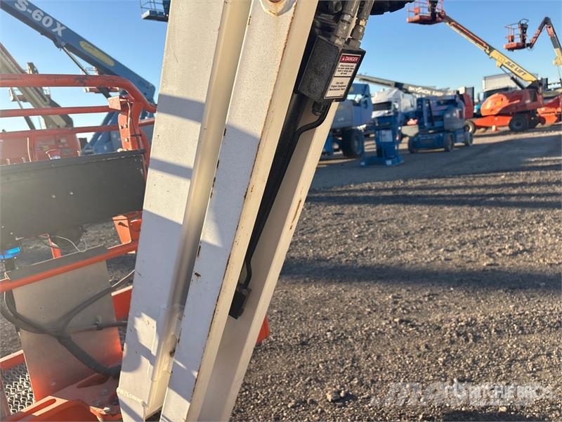 Snorkel A46JE 2WD Electric Articulating Boom Lift Articulated boom lifts