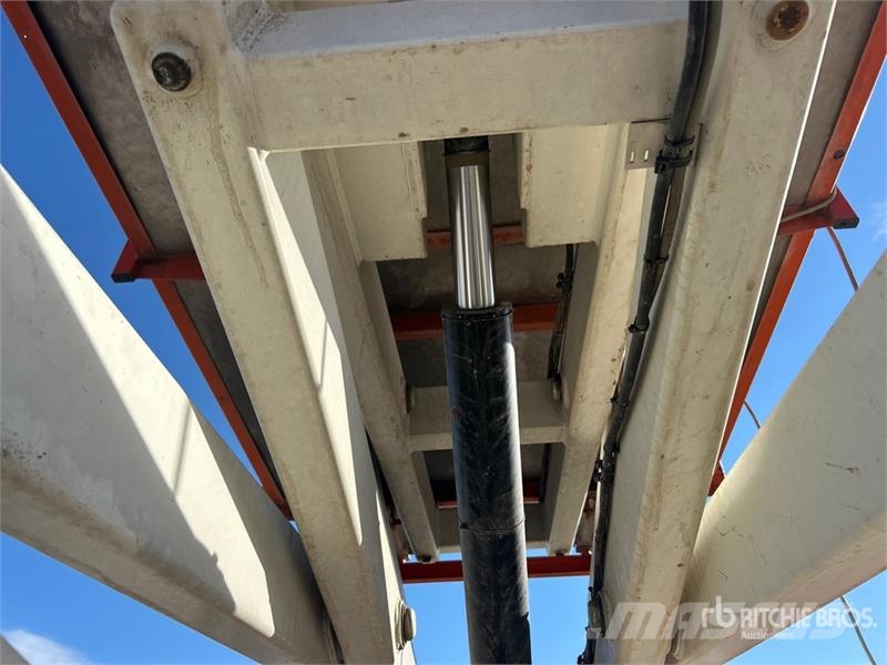 Snorkel S3370RT 4x4 Diesel Rough Terrain Scissor Lift Scissor lifts