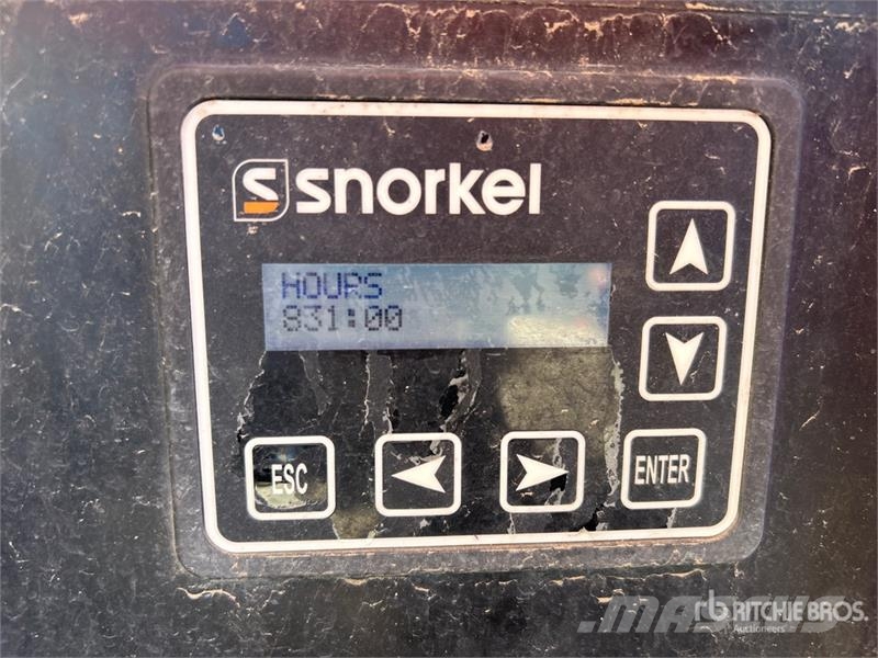 Snorkel S3370RT 4x4 Diesel Rough Terrain Scissor Lift Scissor lifts