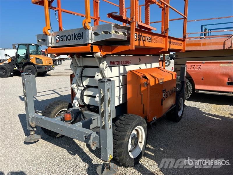 Snorkel S3370RT 4x4 Diesel Scissor Lift 剪叉式升降机