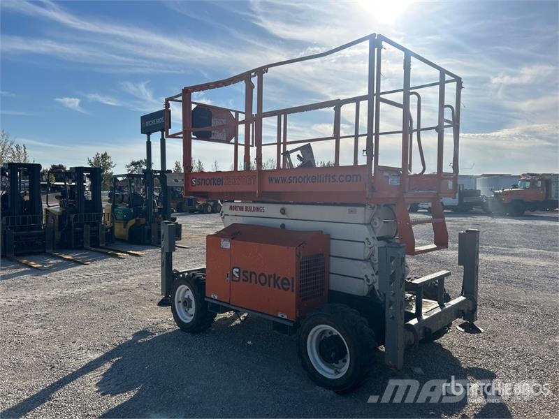 Snorkel S3370RT 4x4 Diesel Rough Terrain Scissor Lift Scissor lifts