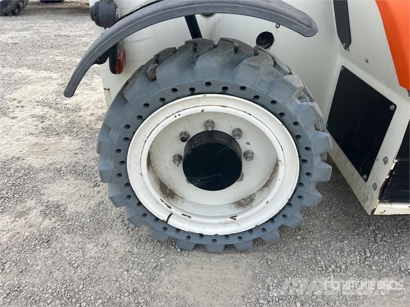 Snorkel SR5719E Electric Telehandler 텔러 핸들러