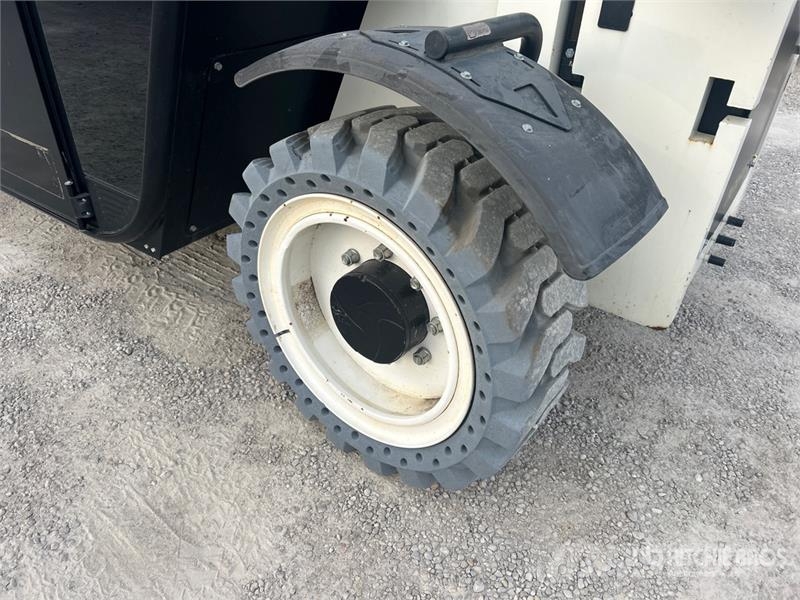 Snorkel SR5719E Electric Telehandler 텔러 핸들러