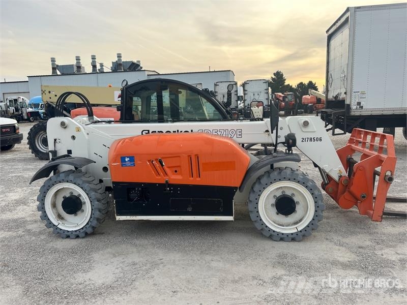 Snorkel SR5719E Electric Telehandler 텔러 핸들러