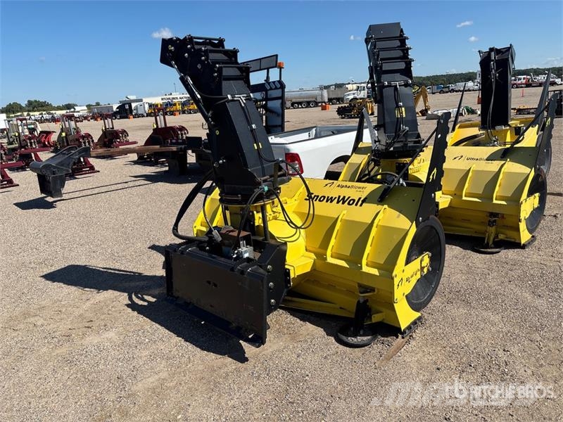 Snow Wolf AlphaBlower 24-84 Skid Steer blower Снегохвъргачки