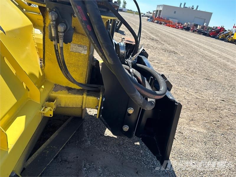 Snow Wolf AlphaBlower 24-84 Skid Steer blower Снегохвъргачки