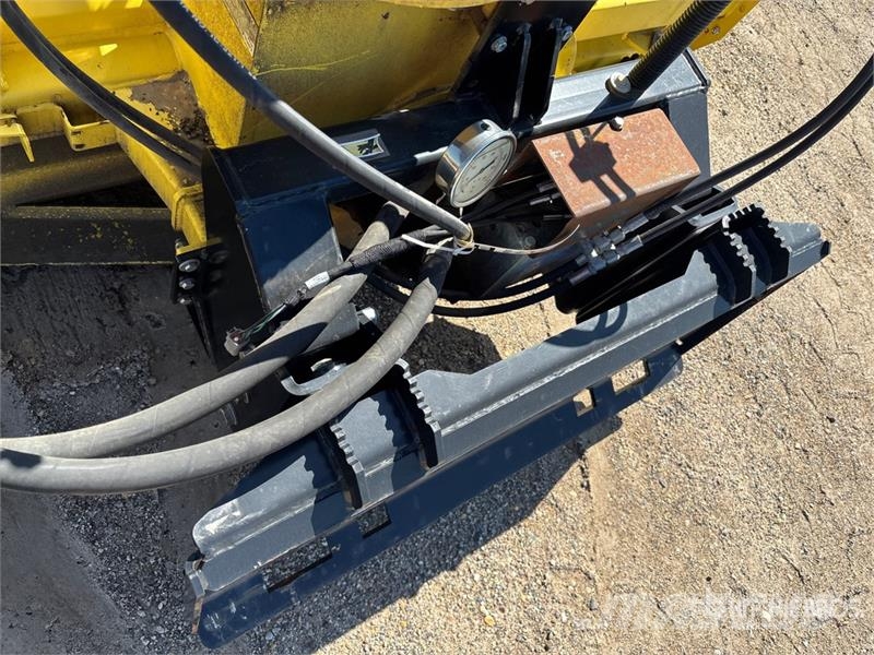 Snow Wolf AlphaBlower 24-84 Skid Steer blower Снегохвъргачки