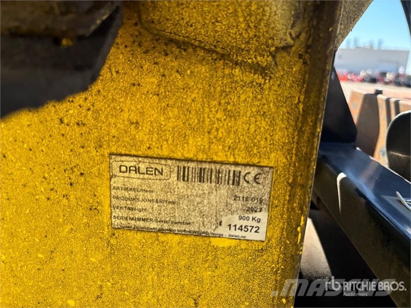 Snow Wolf AlphaBlower 24-84 Skid Steer blower Снегохвъргачки