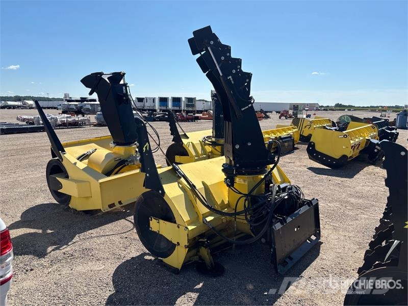  Snow Wolf AlphaBlower 24-84 Skid Steer blower 除雪機