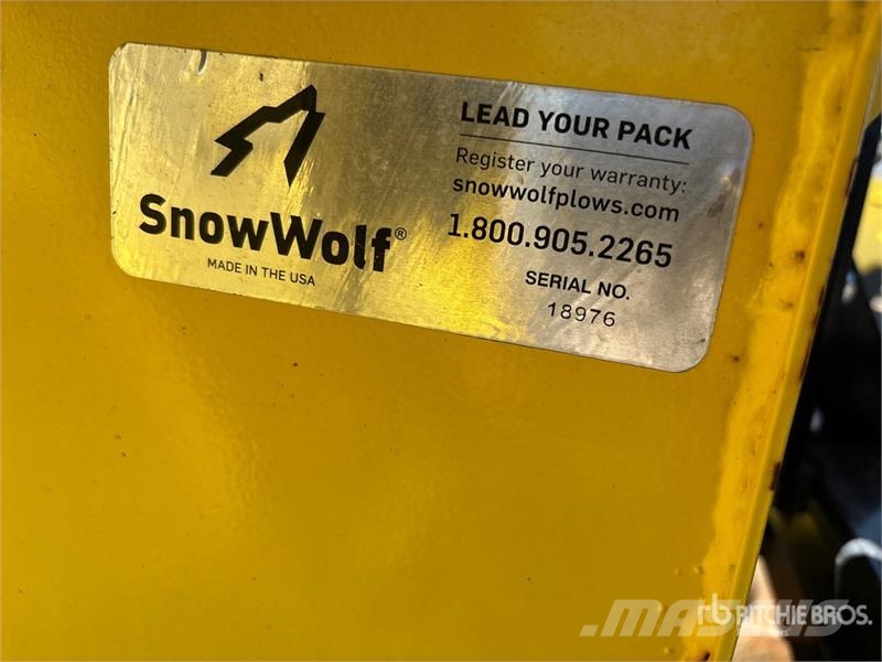  Snow Wolf AlphaBlower 24-84 Skid Steer blower 除雪機