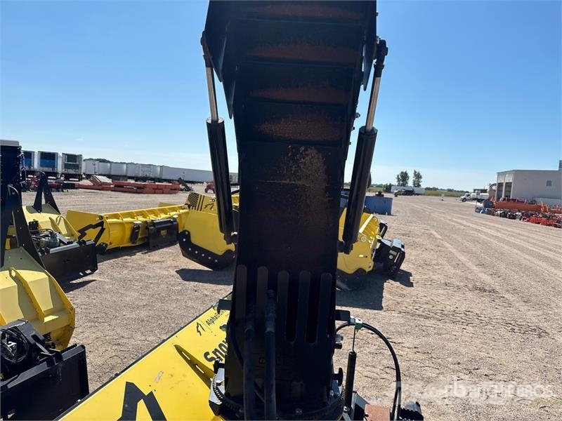 Snow Wolf AlphaBlower 24-84 Skid Steer blower Снегохвъргачки