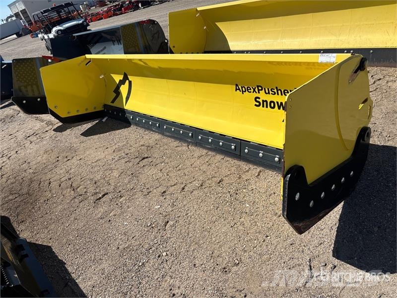 Snow Wolf Apex APXT-12B 144 in Skid Steer Pusher Sniego peiliai ir valytuvai