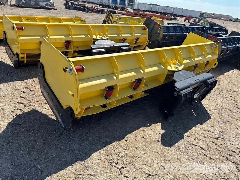 Snow Wolf Apex APXT-12A 144 in Skid Steer Pusher Sniego peiliai ir valytuvai