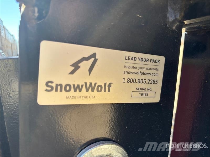 Snow Wolf Apex APXT-12B 144 in Skid Steer Pusher Sniego peiliai ir valytuvai